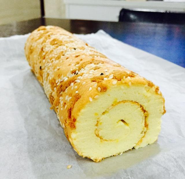 香葱肉松蛋糕卷