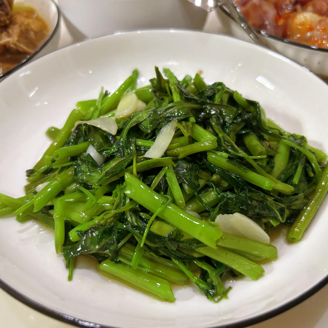 炝炒空心菜（不黑的秘密）
