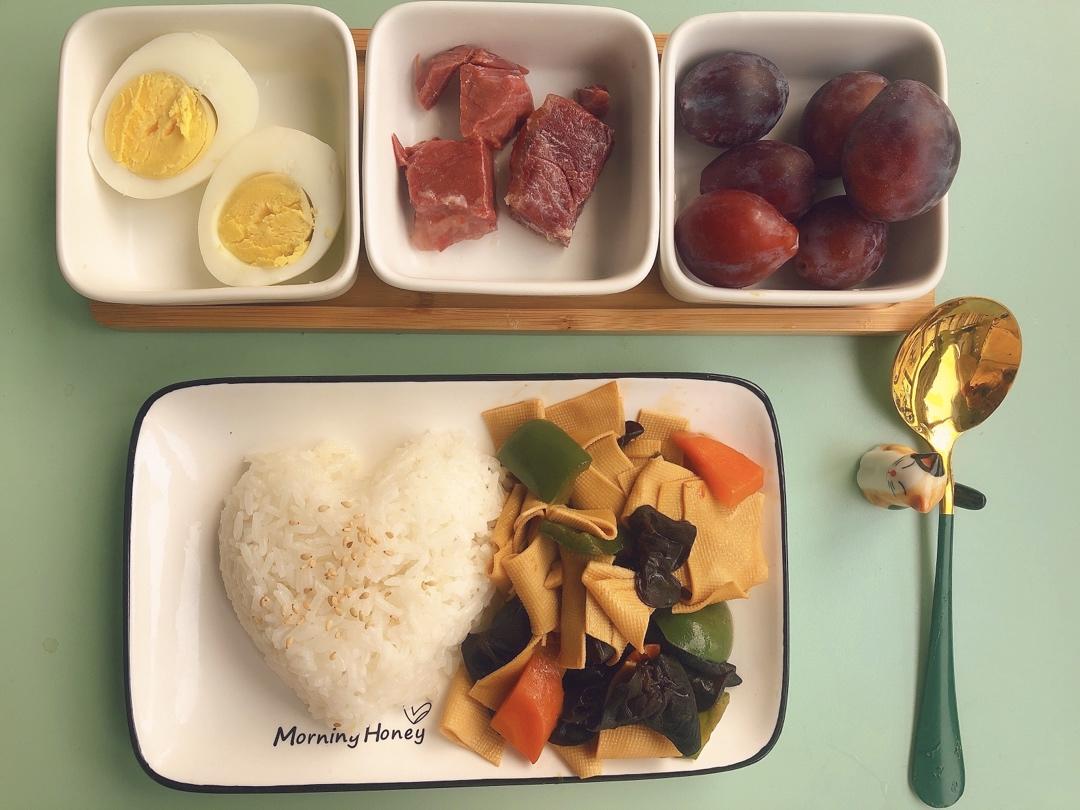 家有小学生，每日早餐记录