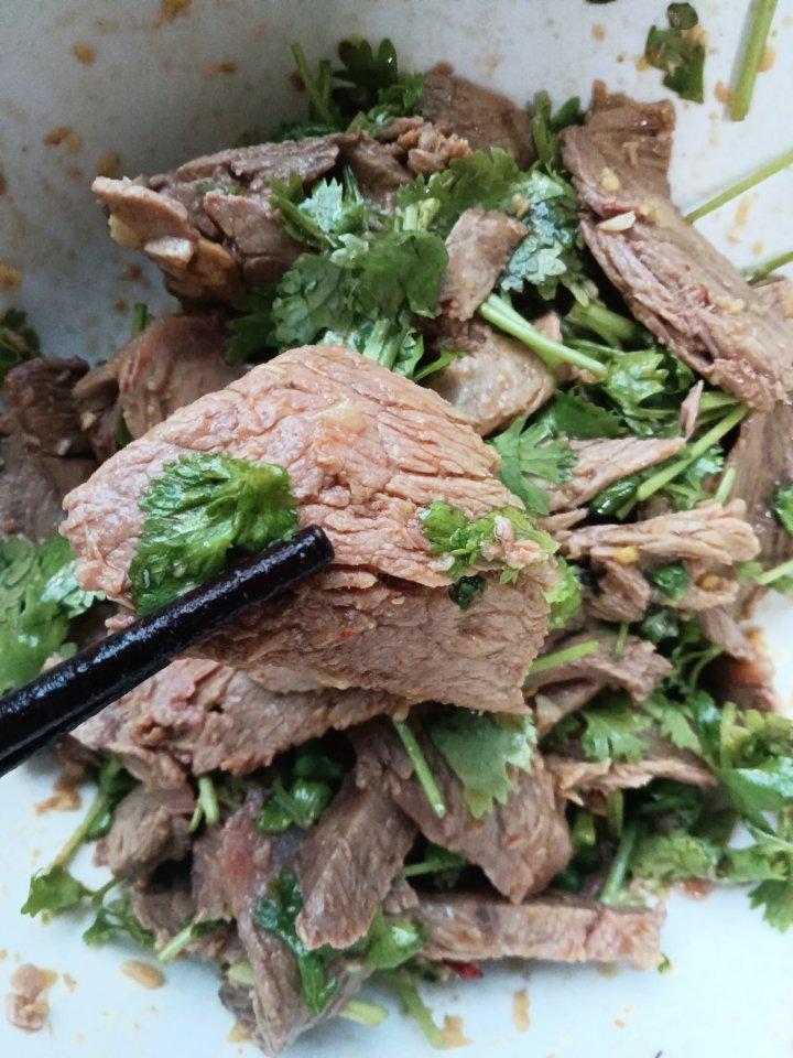 凉拌牛肉