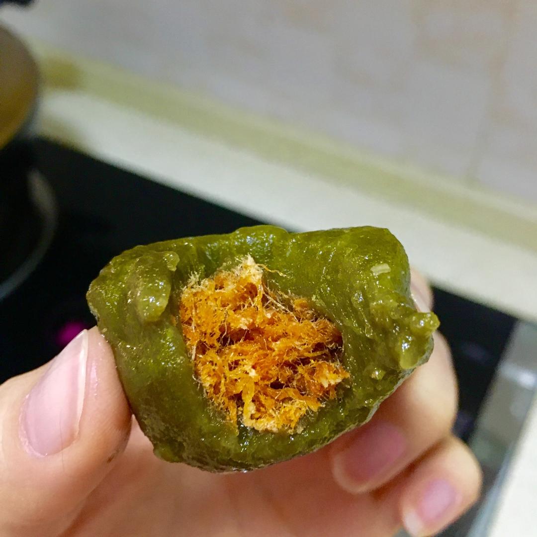 新晋网红【杏花楼 咸蛋黄肉松青团】