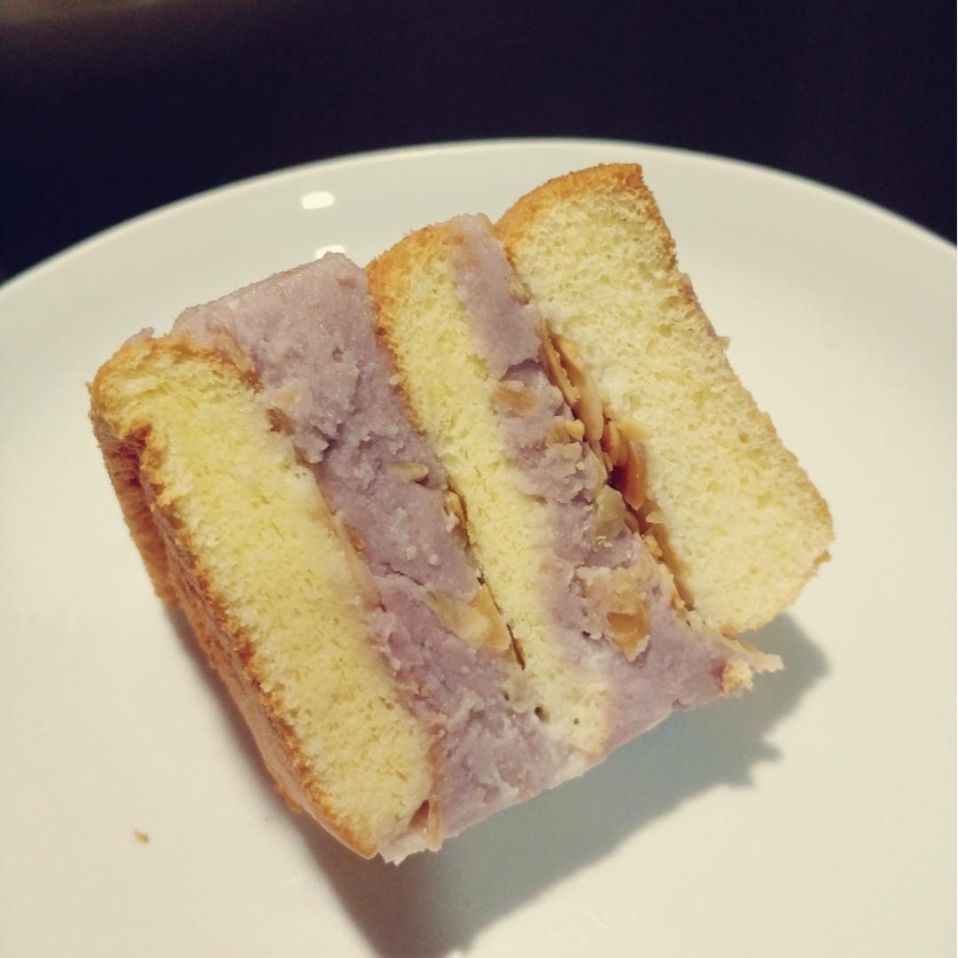 哎唷懒人一枚做的仿台湾不二家的真芋头蛋糕(taro cake)
