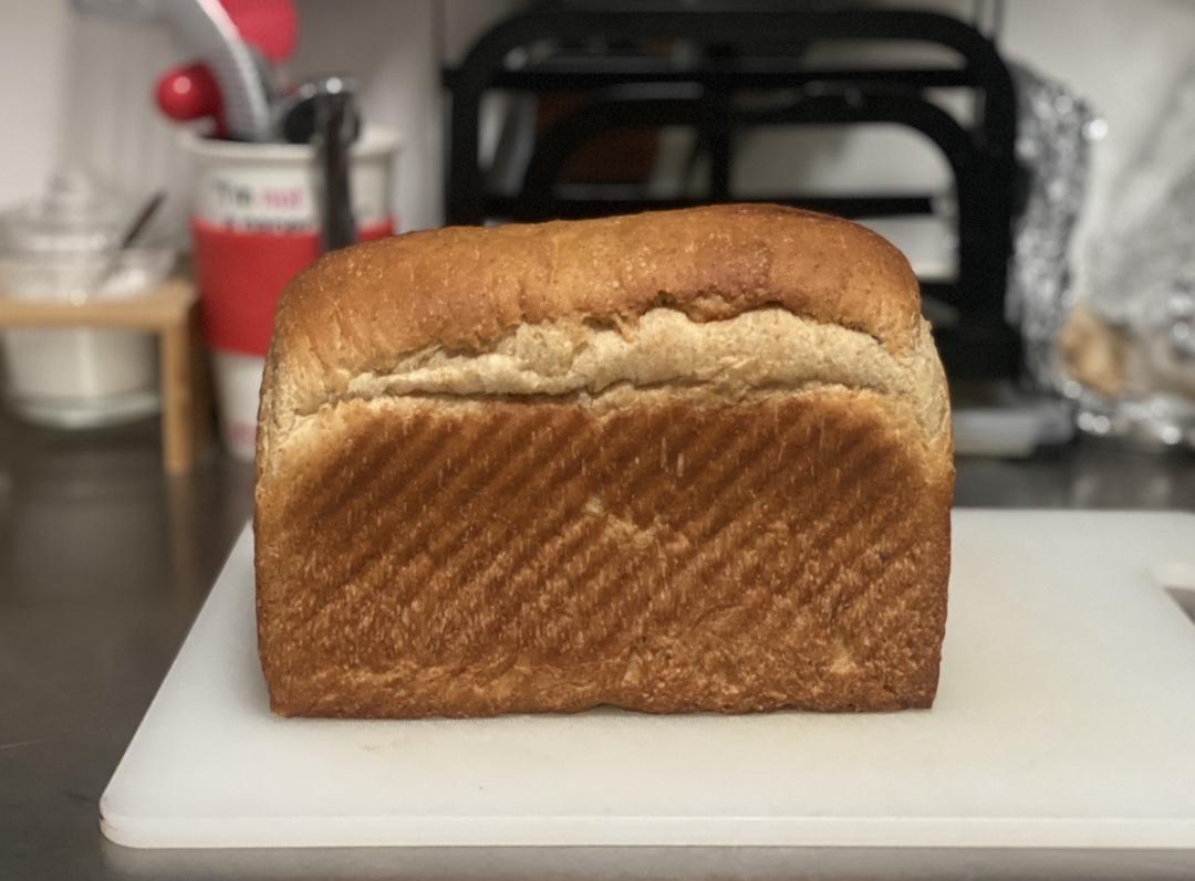 粗全麦核桃吐司