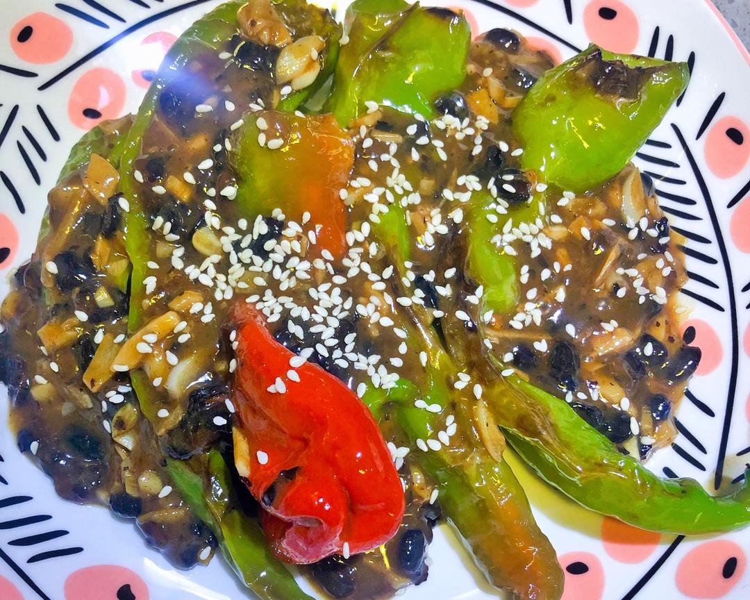 家常下饭菜豆豉虎皮尖椒的做法
