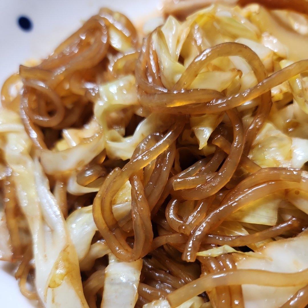 包菜炒粉条