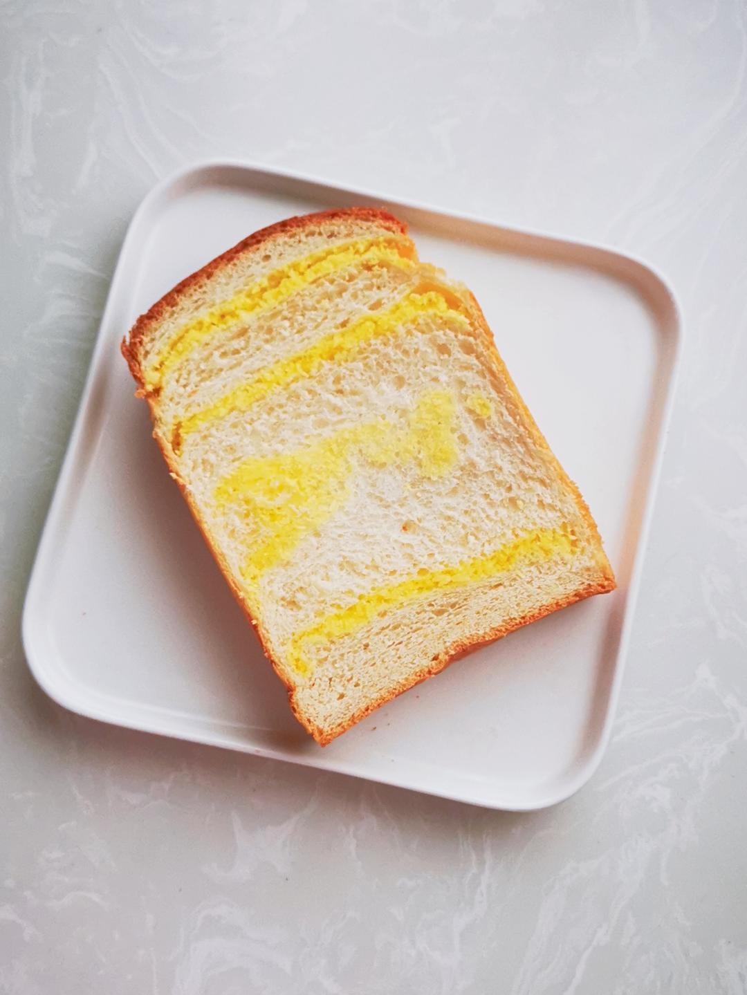 顶级黄金椰蓉吐司