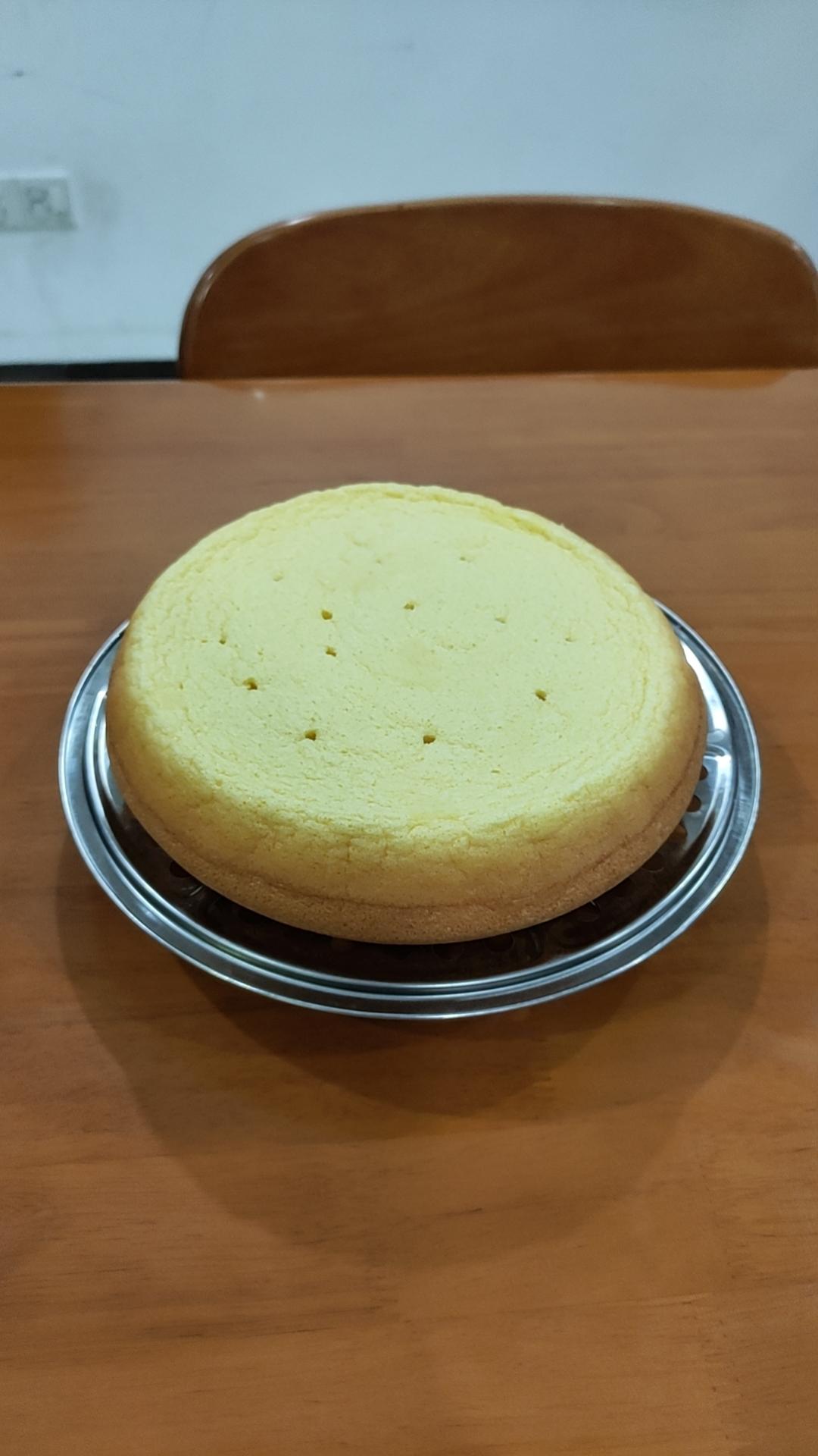 烤箱做蛋糕（戚风蛋糕的做法）
