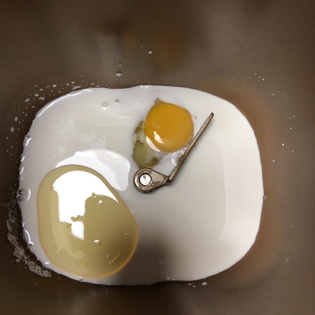 纯奶手撕吐司的做法 步骤1