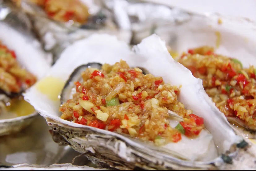 蒜蓉烤生蚝的做法