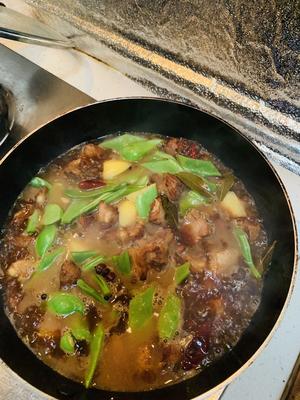 超好吃的排骨扁豆焖排骨的做法 步骤5