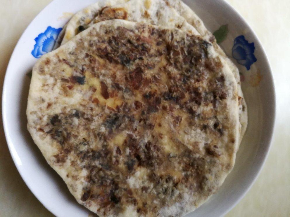 干香薄脆的梅干菜饼