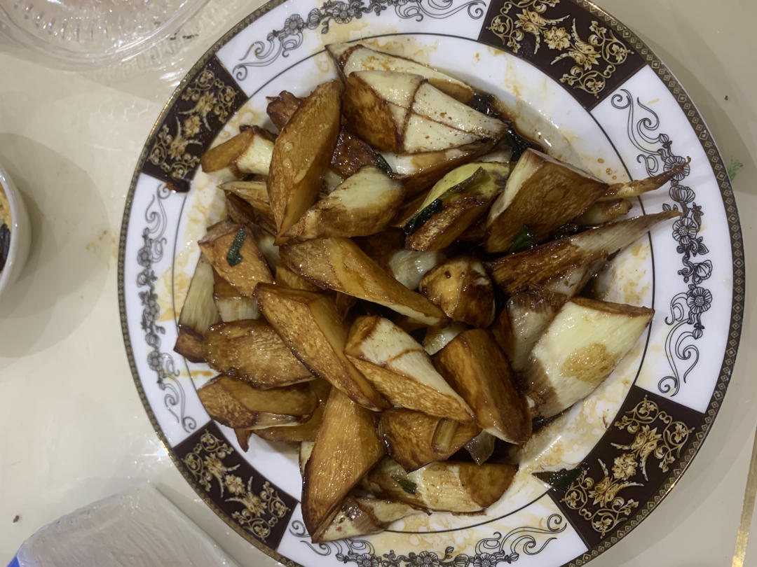 超级简便的油焖茭白