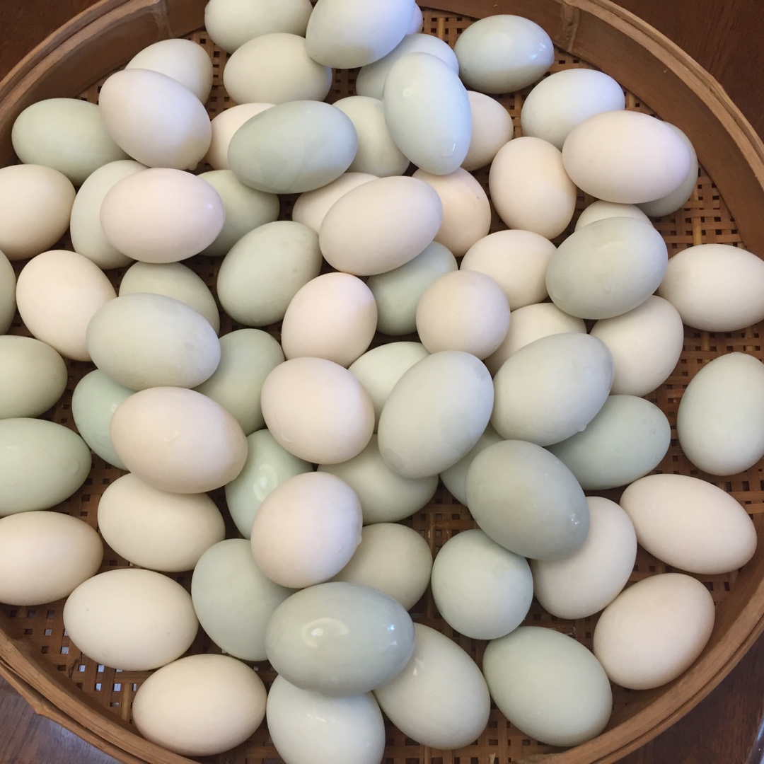 腌咸鸭蛋(简易香醇)