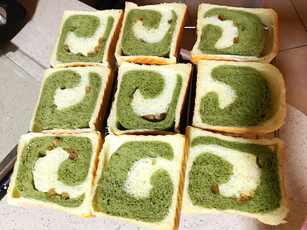 抹茶蜜豆吐司