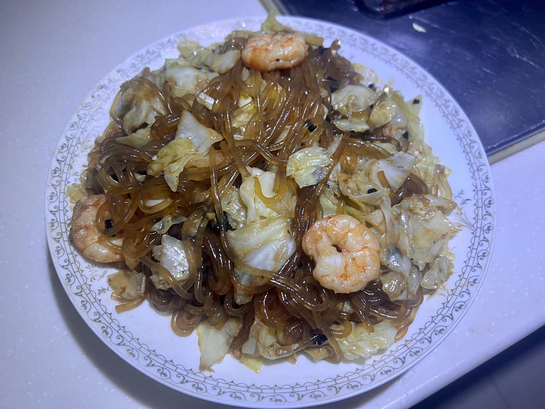 手撕包菜虾仁粉丝烧