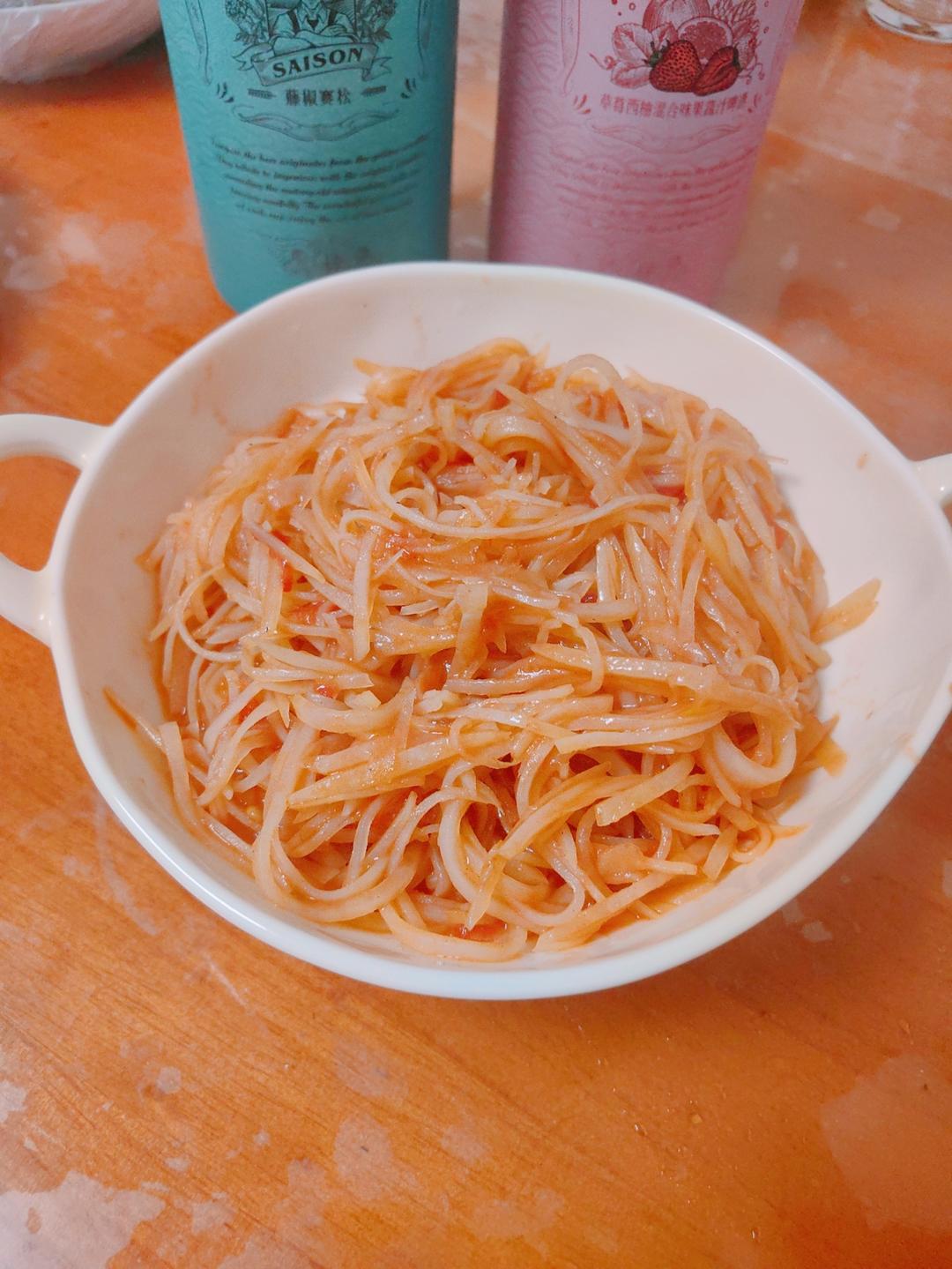 家常素菜西红柿炒土豆丝（番茄炒土豆丝）