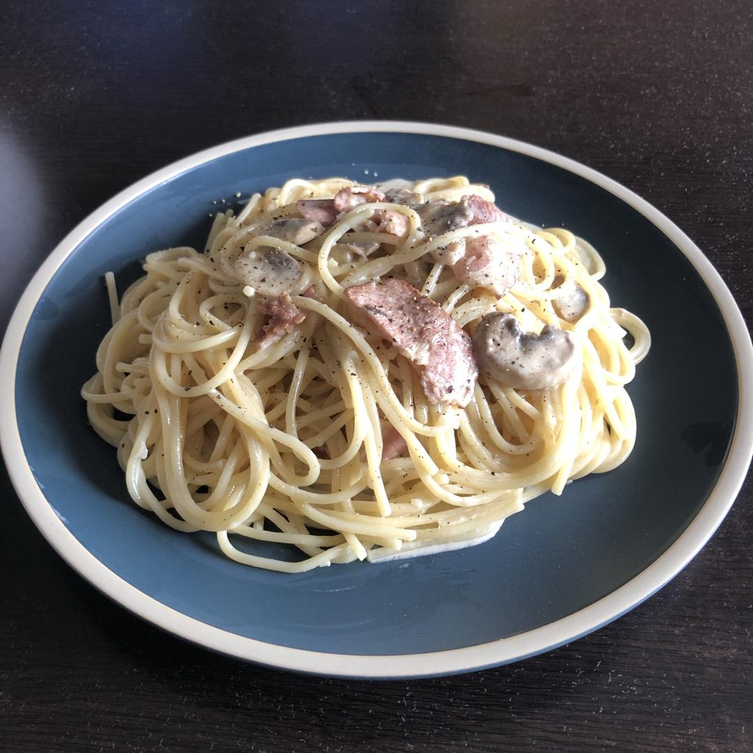 西餐大厨分享的奶油蘑菇培根意面秘方！