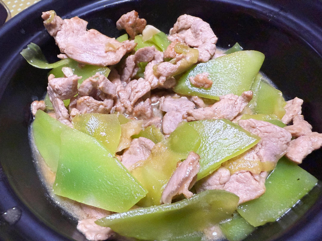 超简单的莴笋炒肉丝