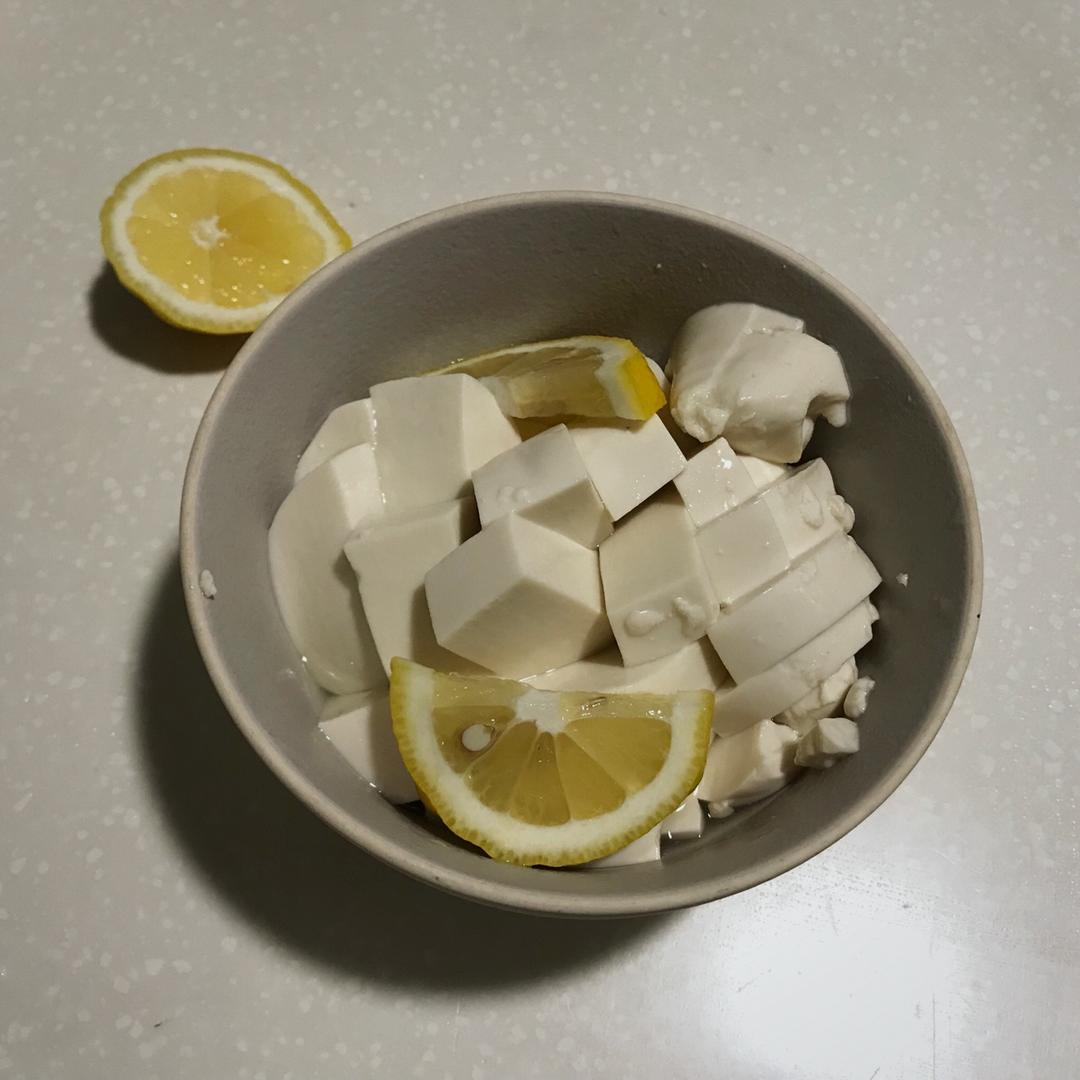 牛油果豆腐番茄沙拉