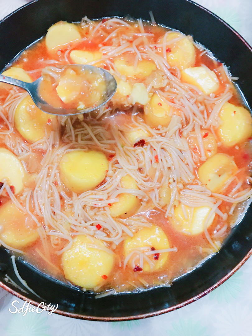 金针菇日本豆腐煲制作方法 方便又好吃 下饭菜 全家喜欢 做法简单