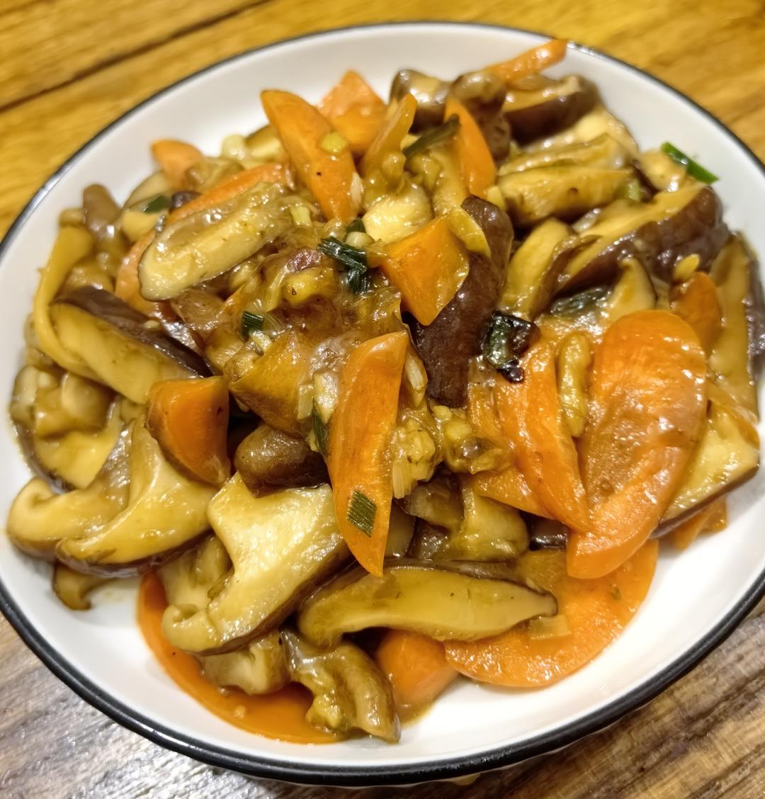 香菇这样炒比肉都好吃😋素炒香菇