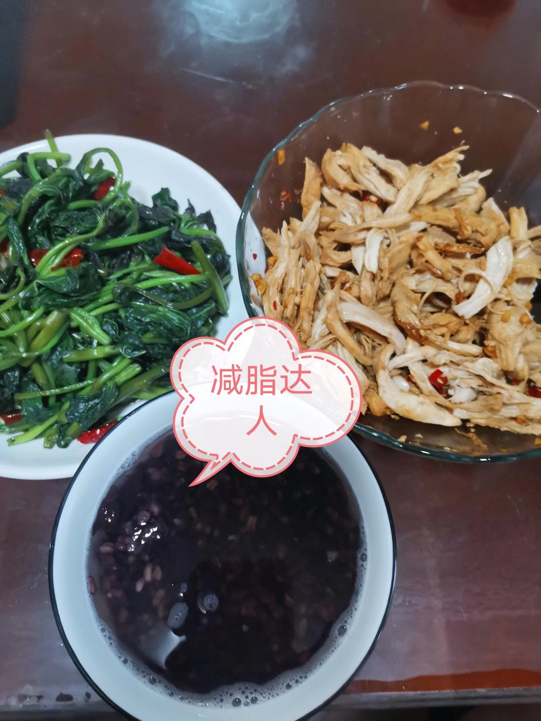 减脂｜嫩出灵魂的水煮鸡胸肉