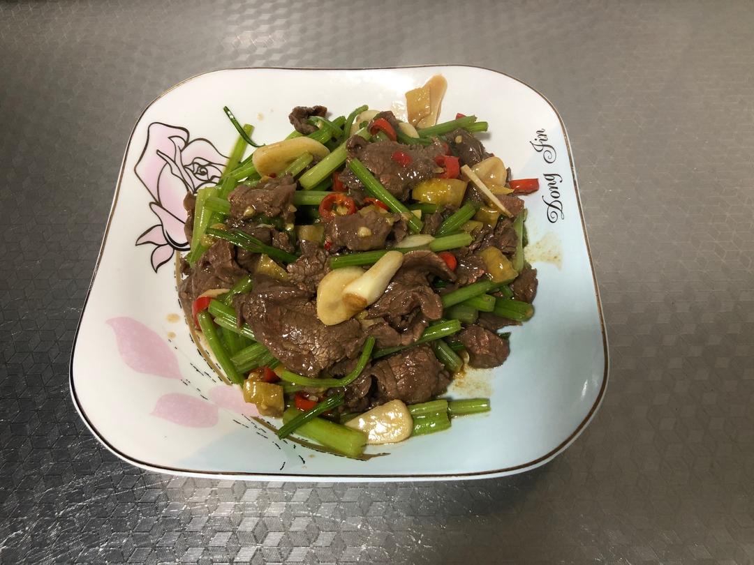 小炒黄牛肉的做法