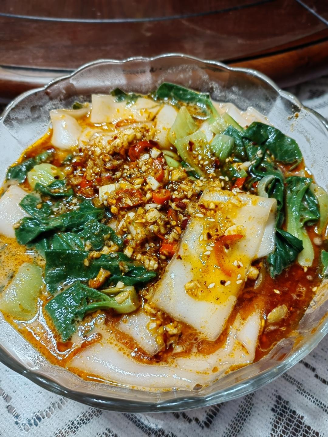 麻酱流汁宽粉