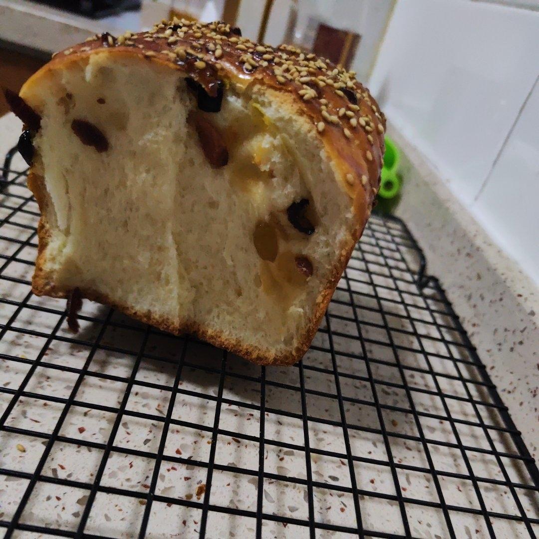 手撕蔓越莓炼乳吐司