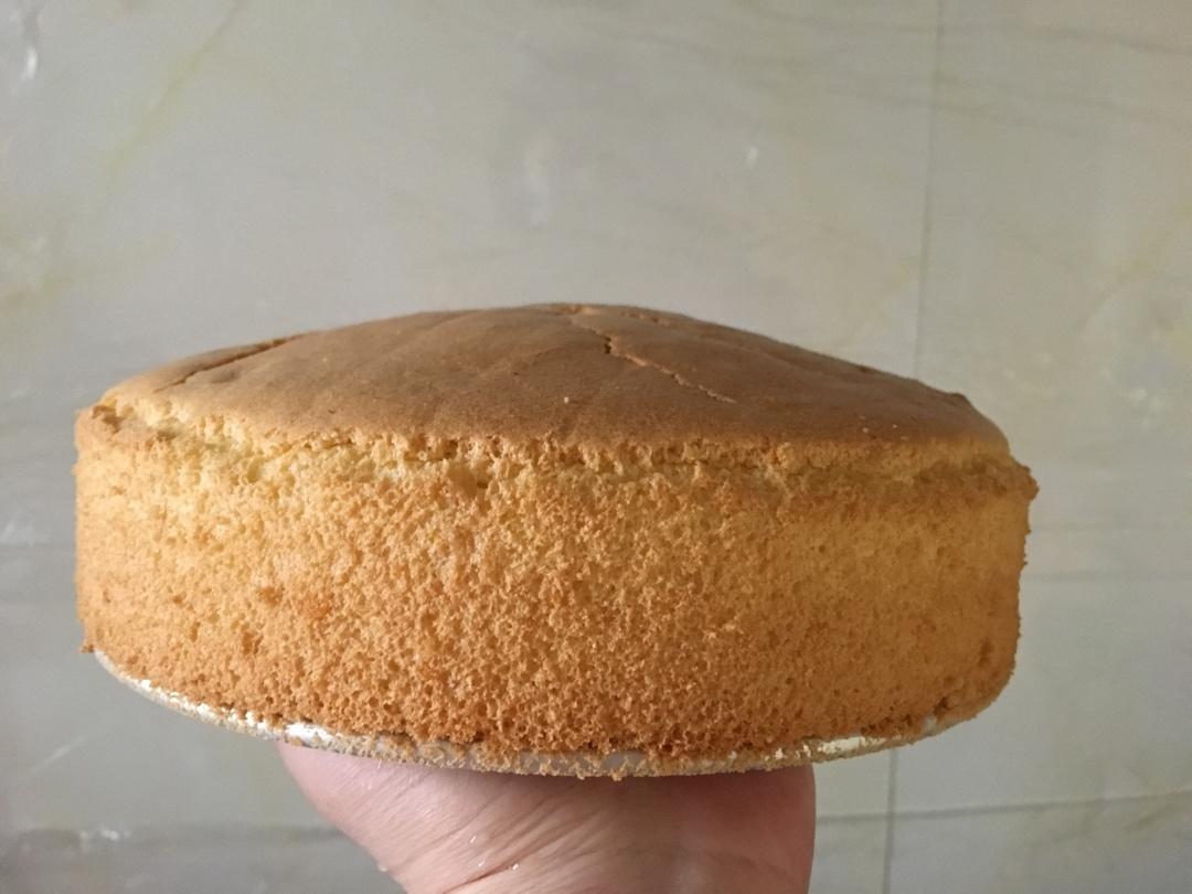 烤箱做蛋糕（戚风蛋糕的做法）