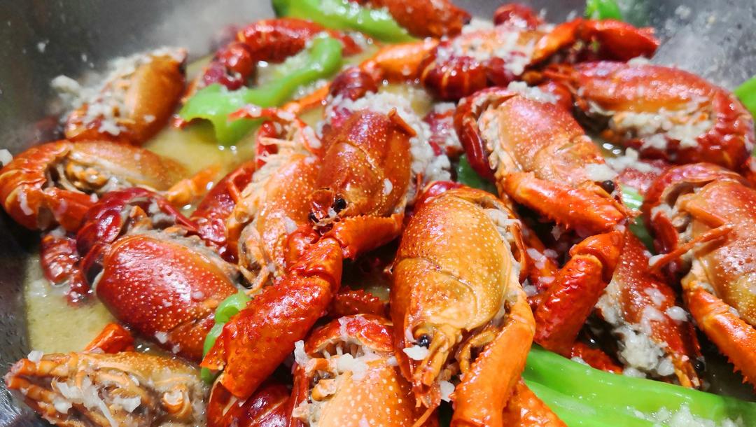 蒜泥龙虾