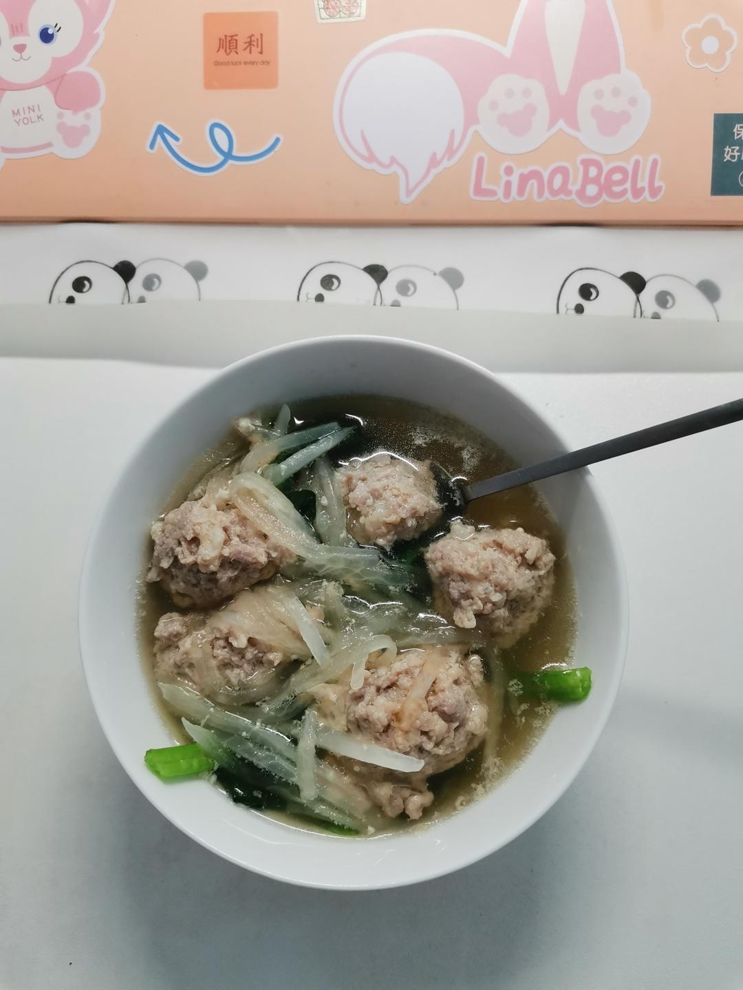 巨鲜美的冬瓜丸子汤