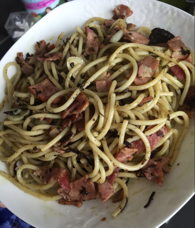 可能是最好吃系列--橄榄菜培根意面