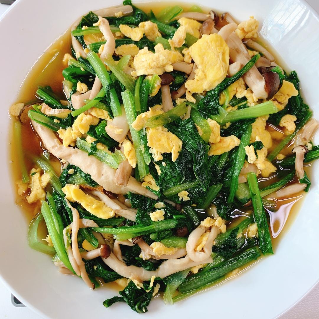 300大卡吃到撑 / 鲜美蘑菇烩青菜