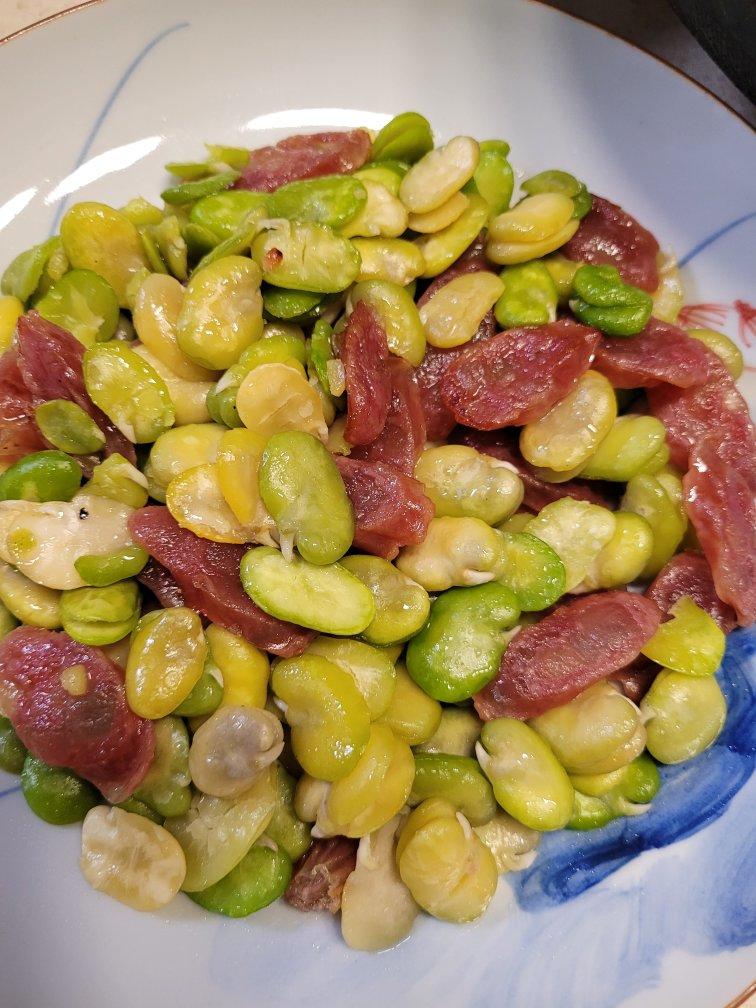 蚕豆炒腊肠