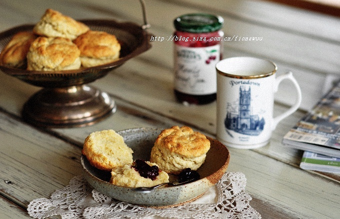 极简奶油松饼/Cream Biscuits（scones）的做法