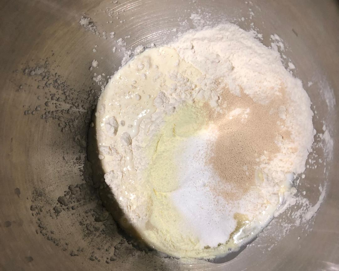 纯奶手撕吐司的做法 步骤1