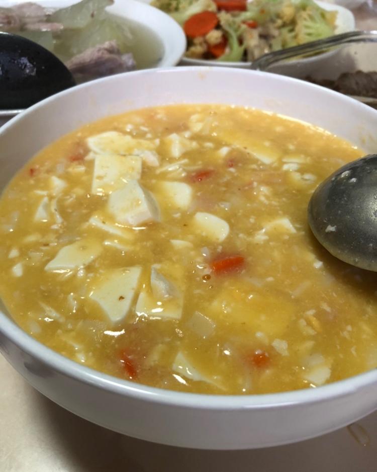 蟹黄豆腐（咸蛋黄版）