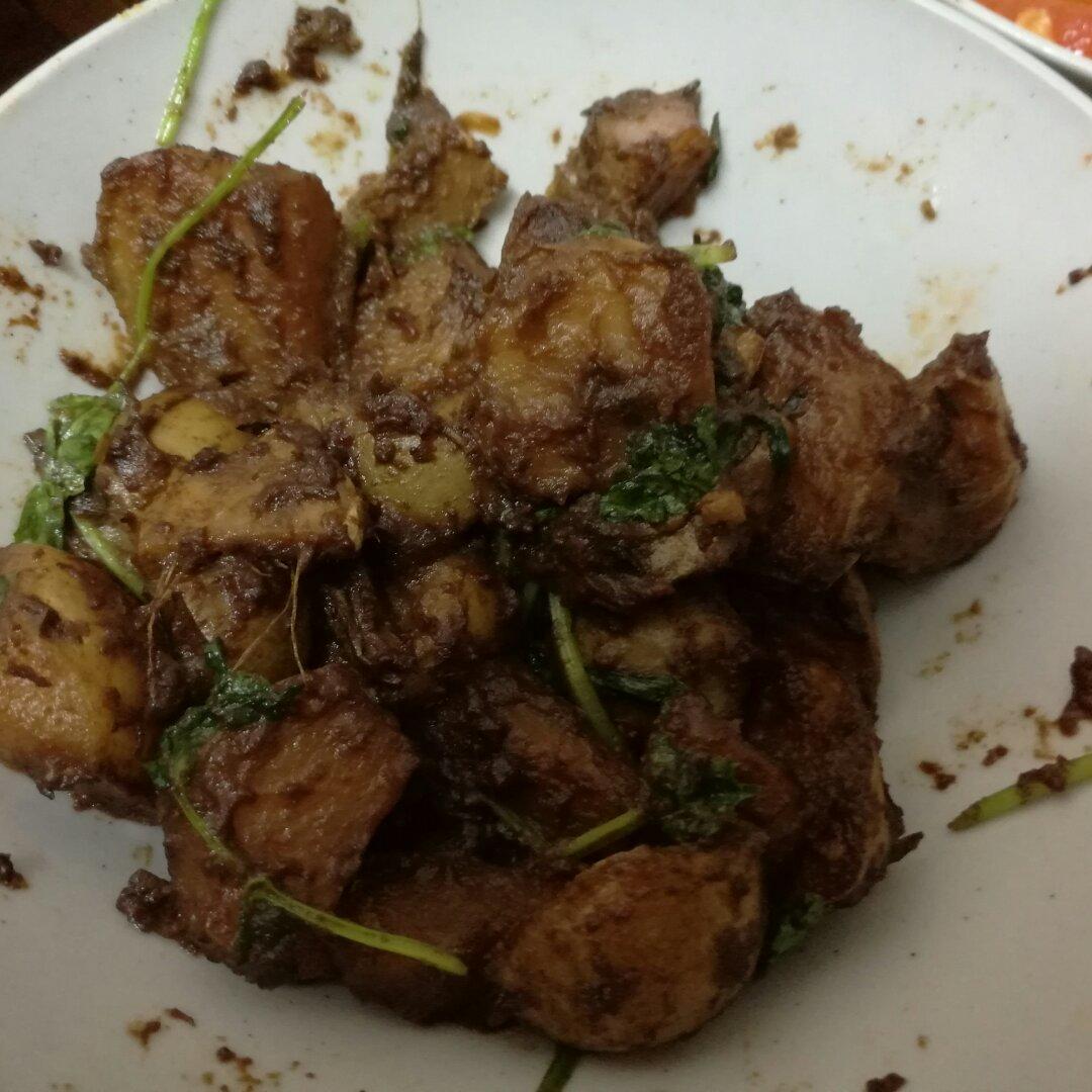 鹅肝酱烧小土豆