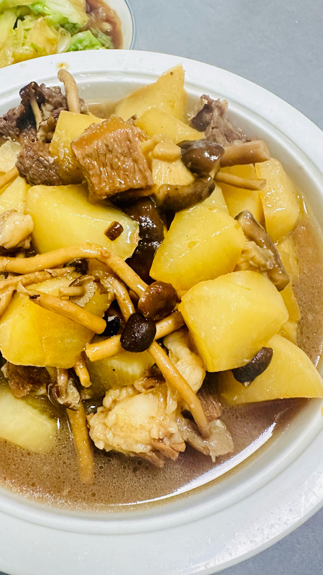 张师傅招牌炖牛窝骨