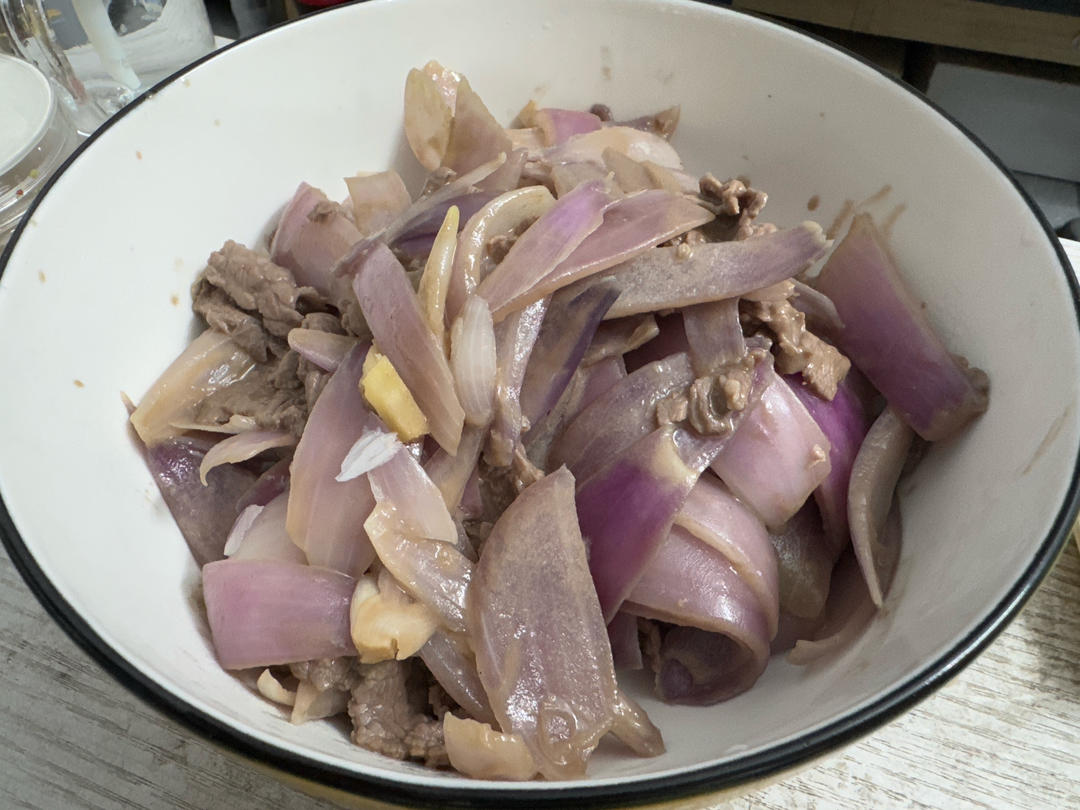 洋葱炒牛肉