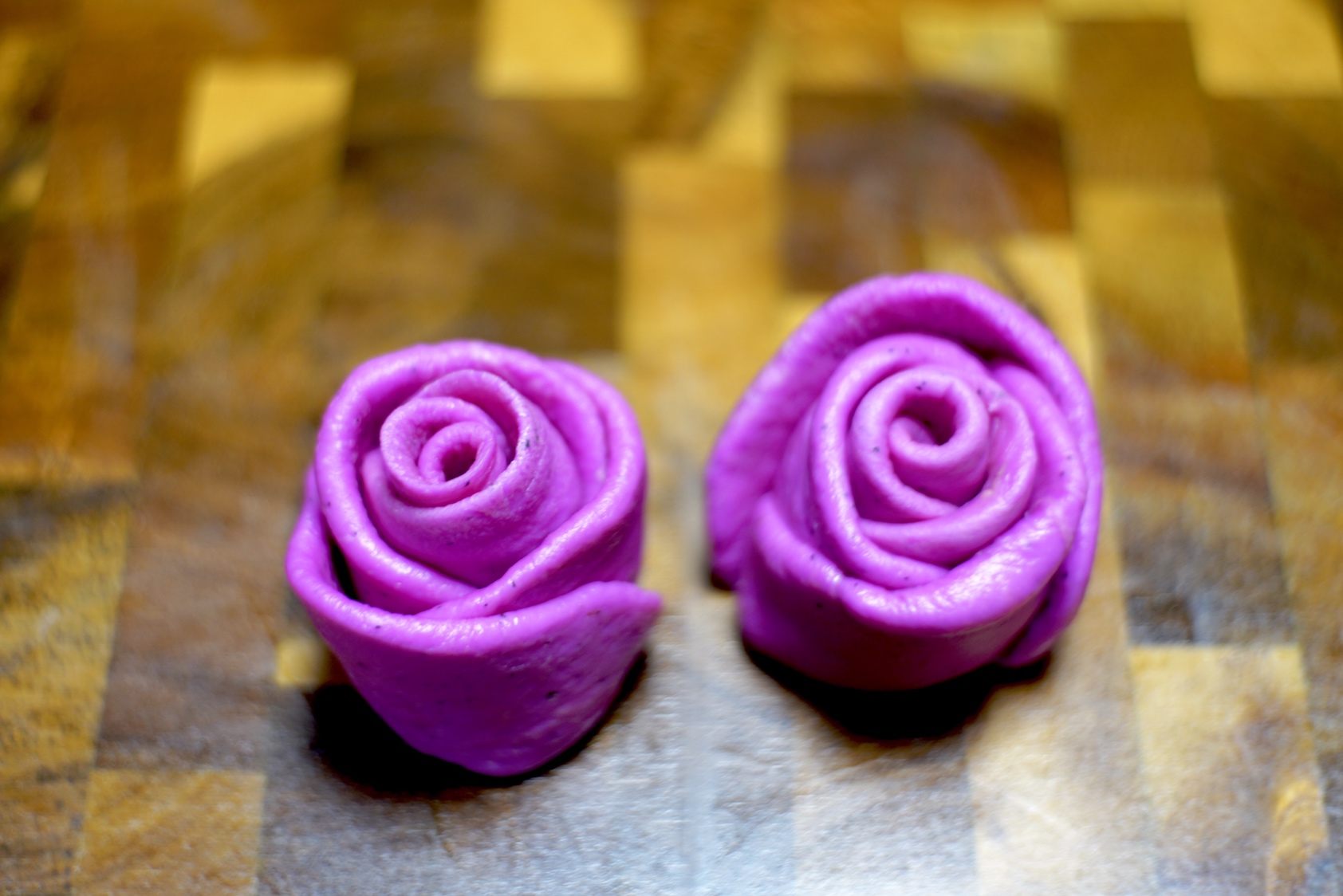 火龙果玫瑰花面包的做法 步骤7
