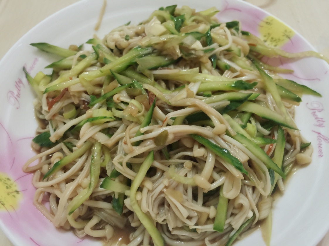凉拌金针菇