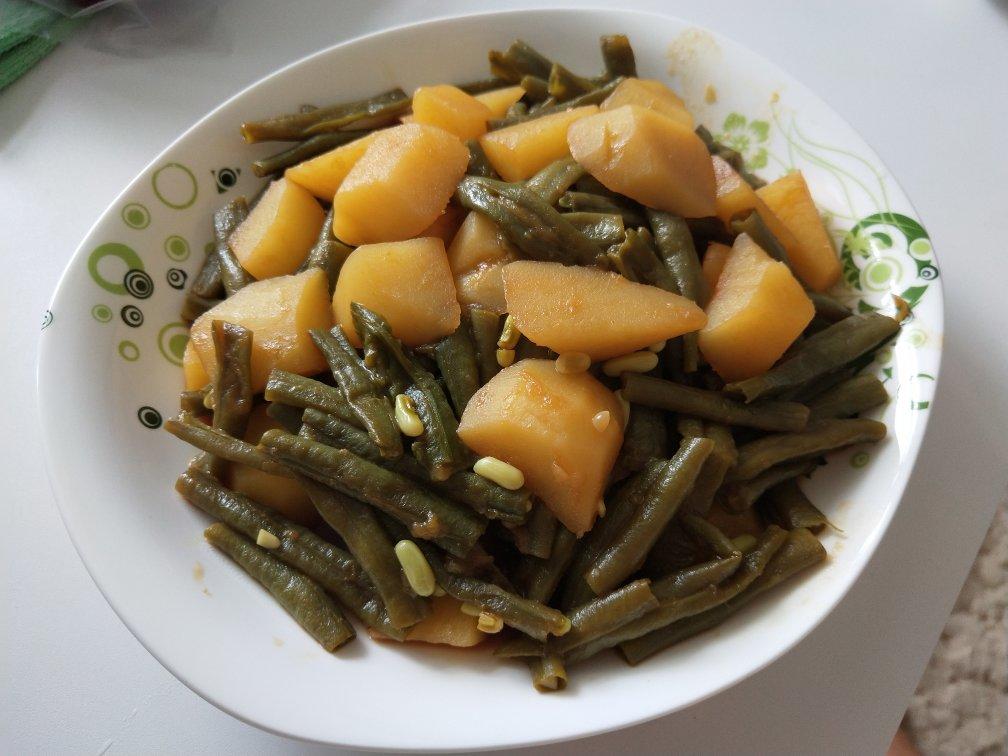土豆炖豆角
