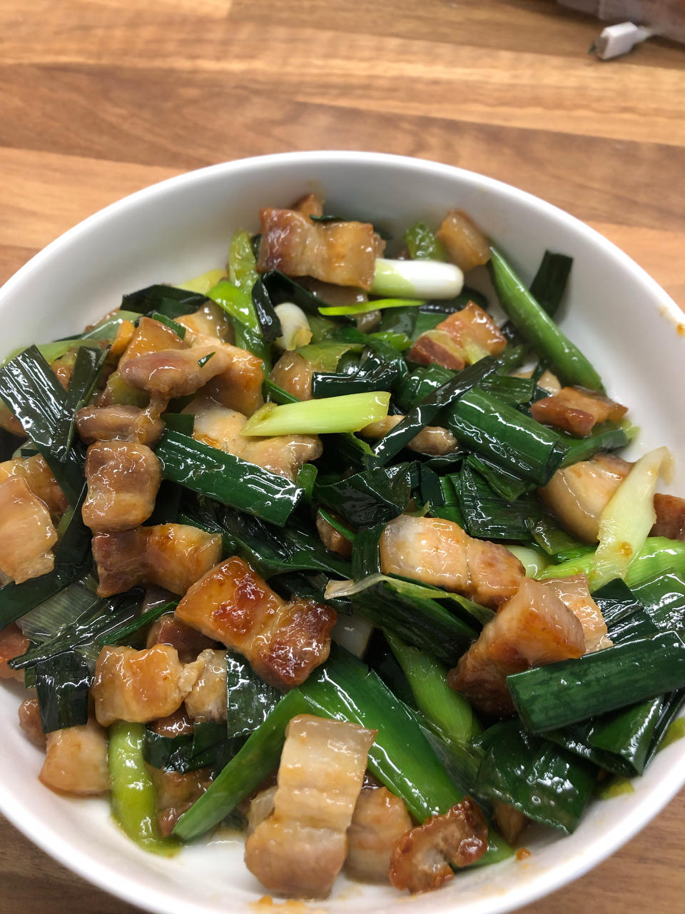 五花肉炒大蒜