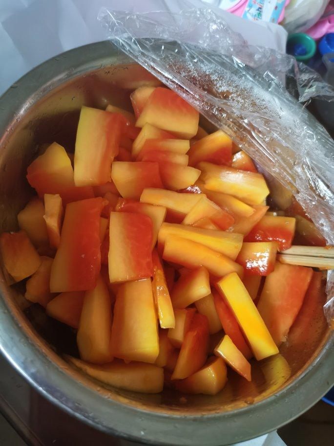 爽脆可口的腌木瓜