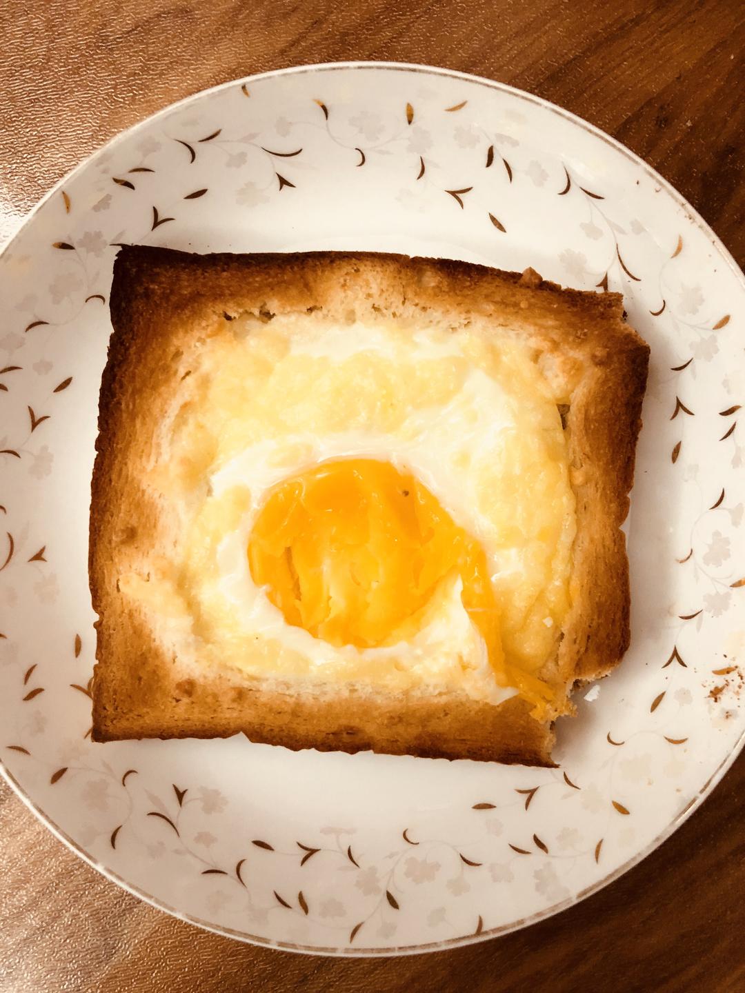 鸡蛋芝士烤吐司