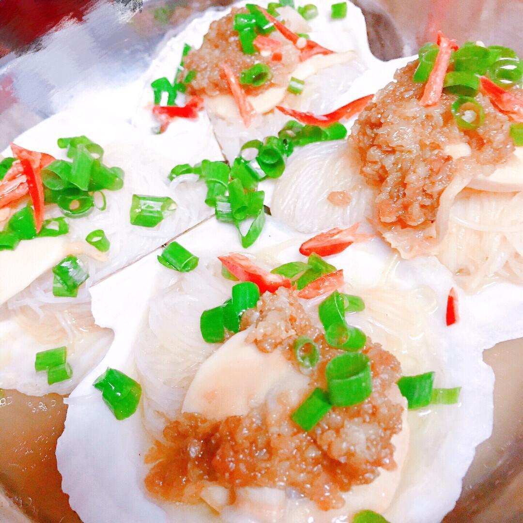 蒜蓉粉丝蒸扇贝