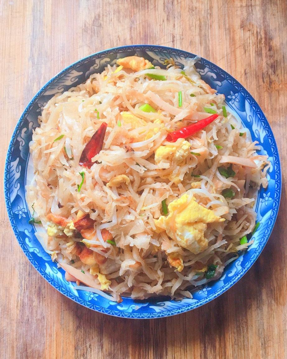 干爽的豆芽炒饼