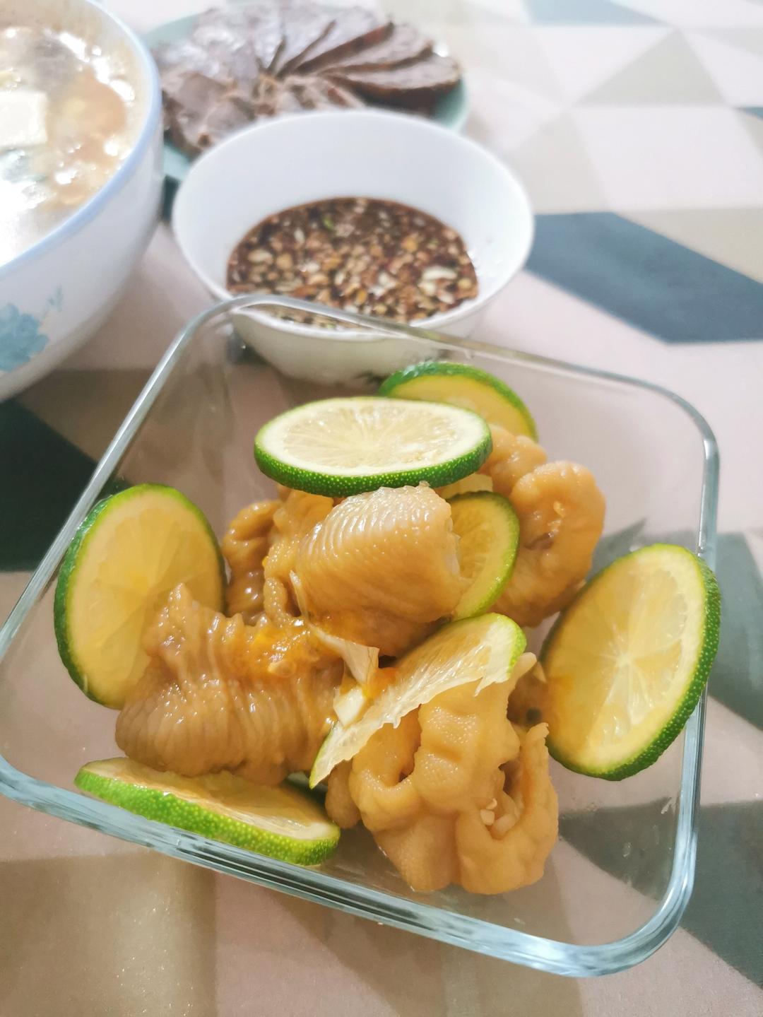 超简单的柠檬无骨鸡爪